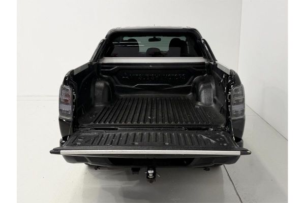 2017 Mitsubishi Triton GLS MQ 4X4 image
