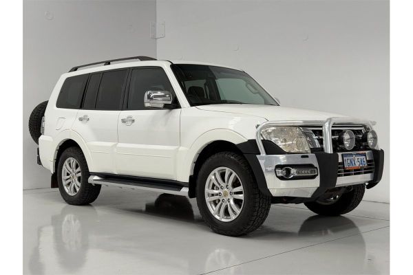 2018 Mitsubishi Pajero GLX NX image