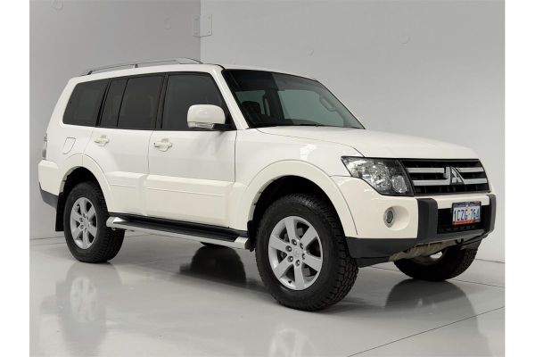 2008 Mitsubishi Pajero VR-X LWB (4x4) NS image