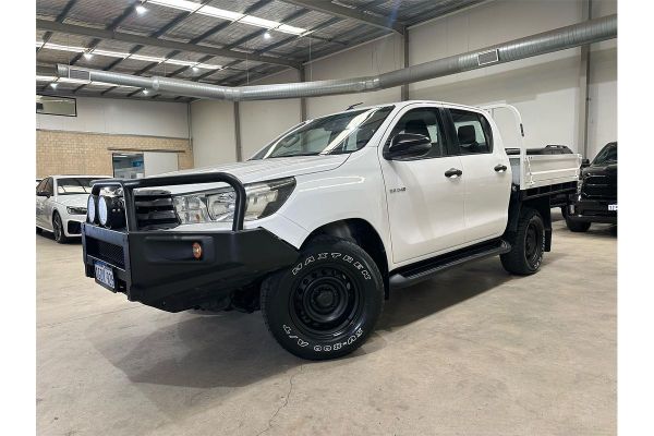 2018 Toyota Hilux SR GUN126R 4X4 image