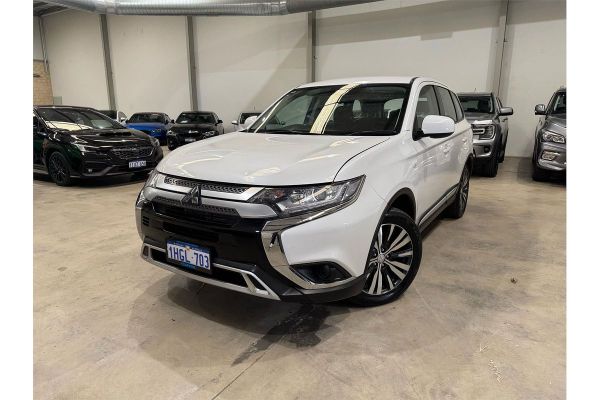 2020 Mitsubishi Outlander ES ZL image