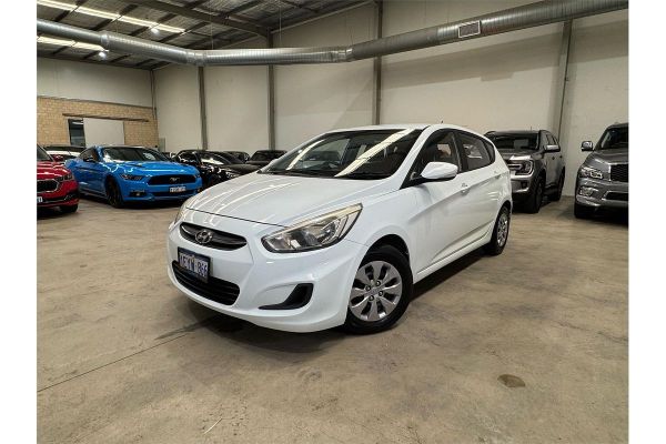 2015 Hyundai Accent Active RB2 image