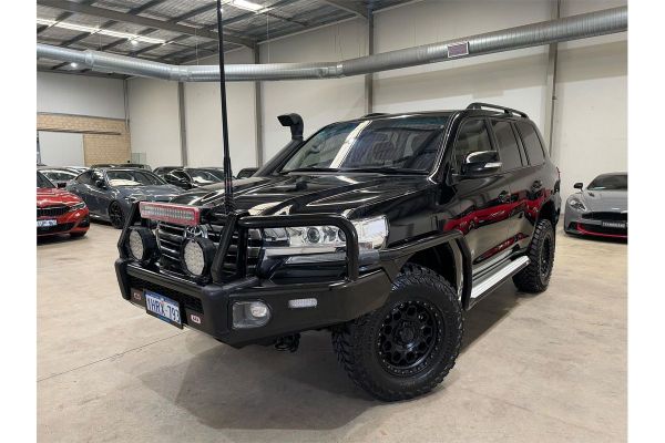 2021 Toyota Landcruiser GXL VDJ200R image