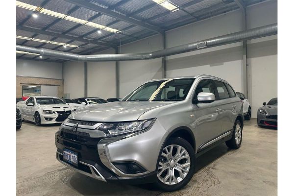 2020 Mitsubishi Outlander ES ZL image