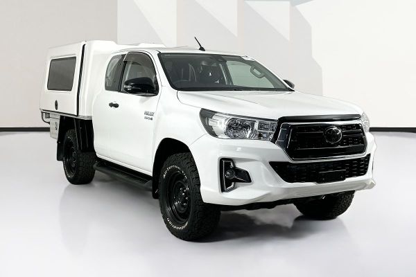 2019 Toyota HILUX SR (4x4) GUN126R MY19 UPGRADE 4X4 image