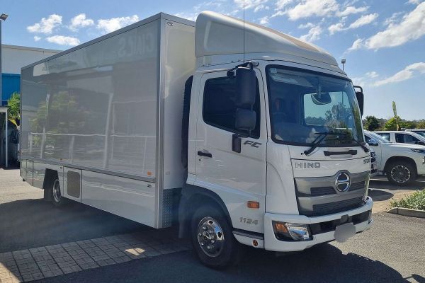 2021 Hino 300 Series XZU605R 616 Tradeace image
