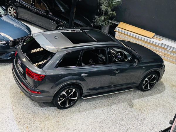 2019 Audi Q7 4M MY19 50 TDI Black Edition image