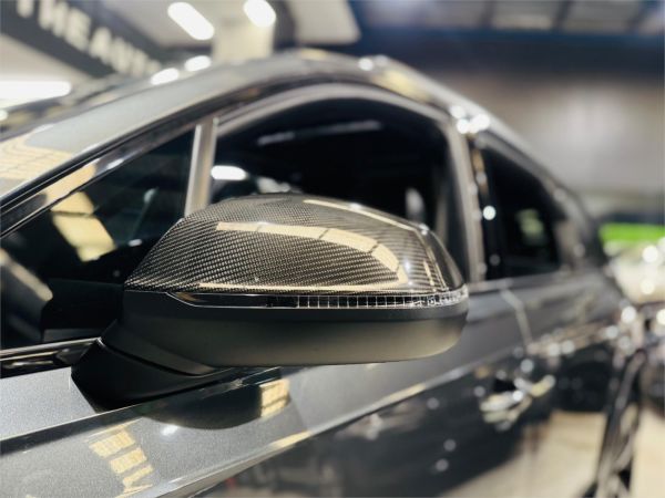2019 Audi Q7 4M MY19 50 TDI Black Edition image