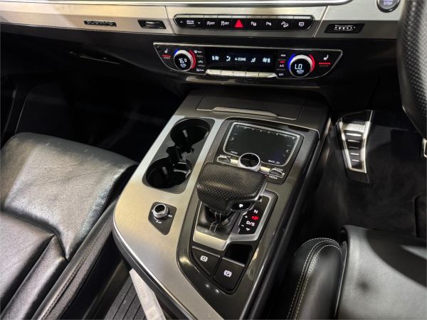 2019 Audi Q7 4M MY19 50 TDI Black Edition image