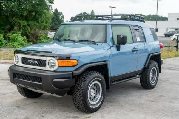 2013 Toyota FJ Cruiser GSJ15R MY13 Update Grey Blue 5 Speed Automatic Wagon image