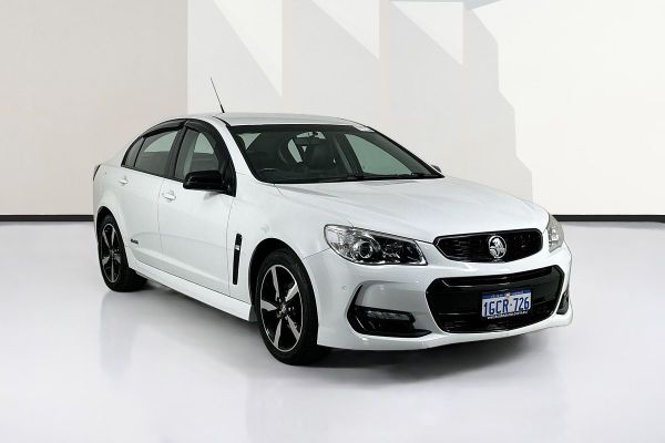 2016 Holden COMMODORE SV6 BLACK EDITION VFII MY16 image