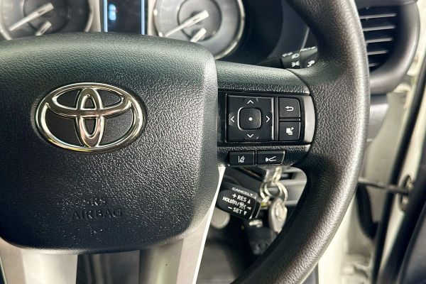 2022 Toyota Hilux GUN126R SR image