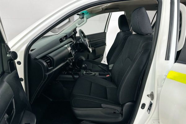 2022 Toyota Hilux GUN126R SR image