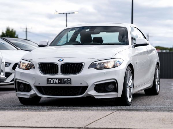 2015 BMW 2 Series Coupe F22 220i M Sport image