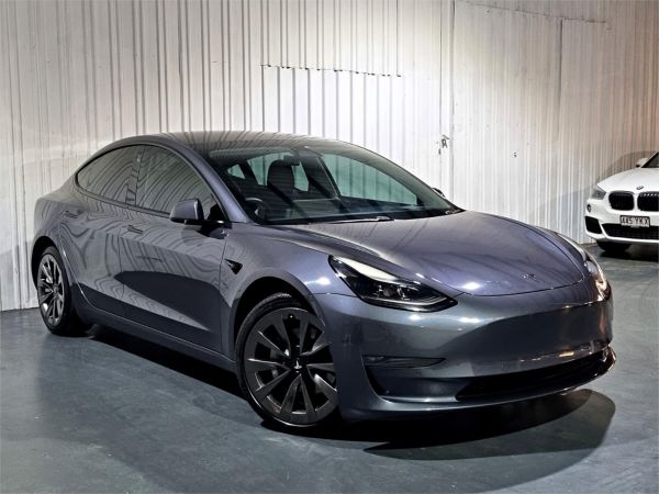 2022 Tesla Model 3 Sedan MY22 Long Range image