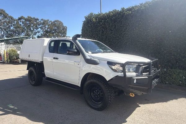 2020 Toyota Hilux SR GUN126R 4X4 image