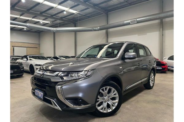 2020 Mitsubishi Outlander ES ZL image