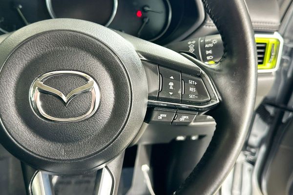2022 Mazda CX-5 KF Series Touring Active image