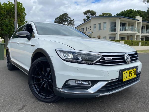 2017 VOLKSWAGEN PASSAT 4D WAGON 3C MY18 ALLTRACK WOLFSBURG EDT image