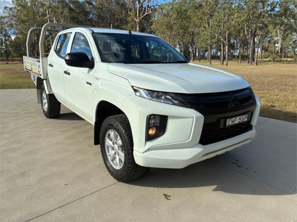 2020 Mitsubishi Triton Cab Chassis MR MY21 GLX ADAS image
