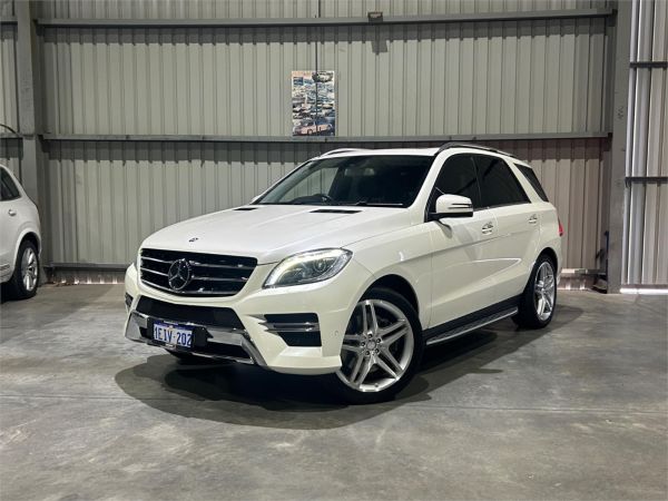 2012 Mercedes-Benz M-Class Wagon W166 ML500 image