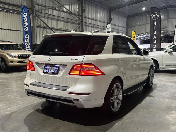 2012 Mercedes-Benz M-Class Wagon W166 ML500 image