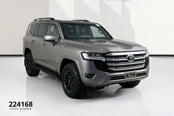 2023 Toyota Landcruiser FJA300R VX image
