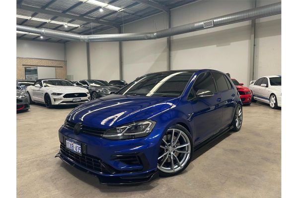 2018 Volkswagen Golf R 7.5 image