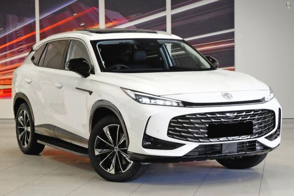 2025 MG HS Super Hybrid Essence Auto MY25 image