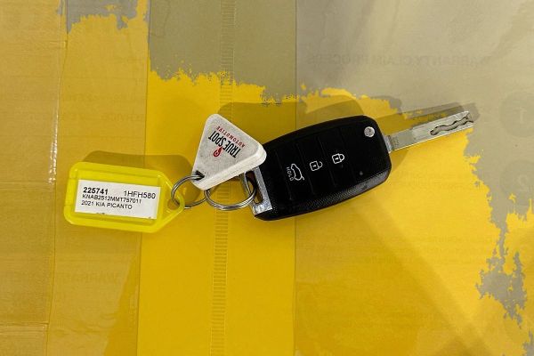 2021 Kia Picanto S image