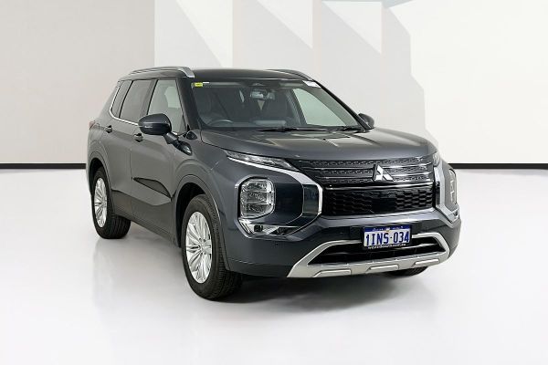 2025 Mitsubishi Outlander ZM LS image