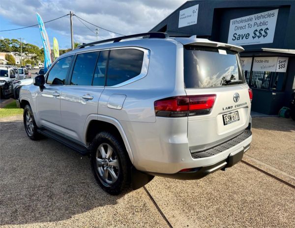 2022 Toyota Landcruiser FJA300R VX image