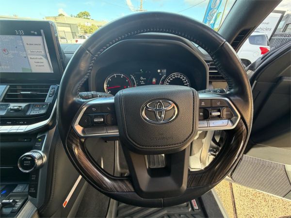 2022 Toyota Landcruiser FJA300R VX image