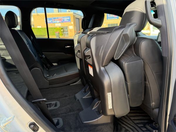 2022 Toyota Landcruiser FJA300R VX image