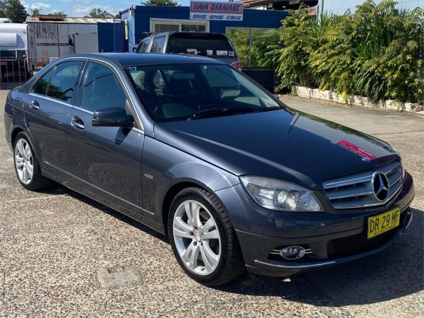 2008 Mercedes-Benz C-Class Sedan W204 C220 CDI Classic image