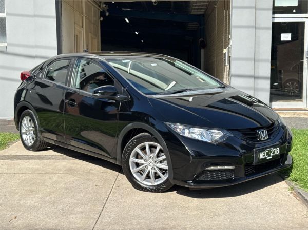 2015 Honda Civic Hatchback 9th Gen MY15 VTi-S image