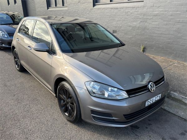 2015 VOLKSWAGEN GOLF 5D HATCHBACK AU MY15 90 TSI COMFORTLINE image