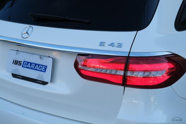 2017 Mercedes-Benz E-Class E43 AMG Auto 4MATIC image