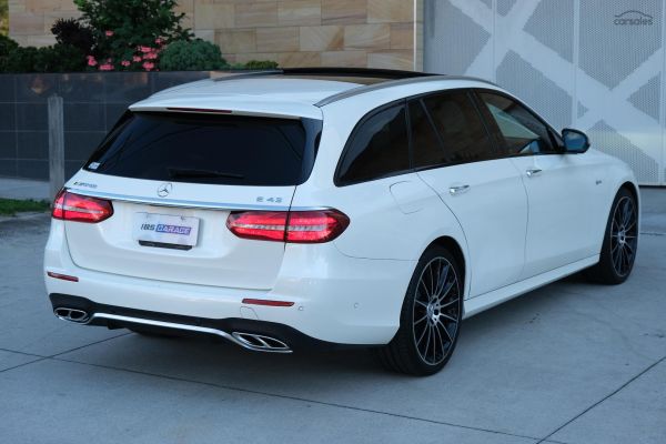2017 Mercedes-Benz E-Class E43 AMG Auto 4MATIC image