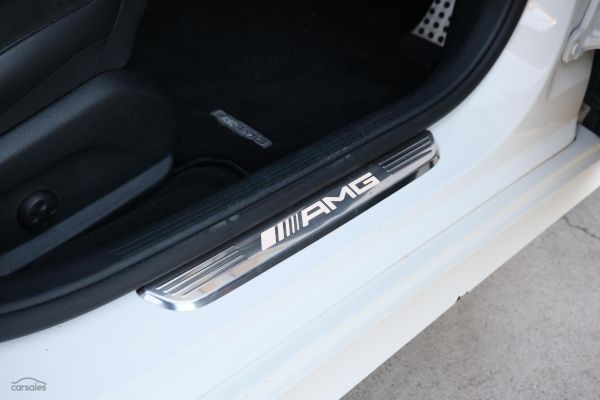 2017 Mercedes-Benz E-Class E43 AMG Auto 4MATIC image