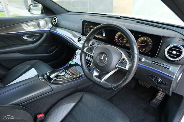 2017 Mercedes-Benz E-Class E43 AMG Auto 4MATIC image