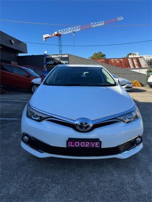 2017 TOYOTA COROLLA 5D HATCHBACK ZRE182R MY17 ASCENT SPORT image