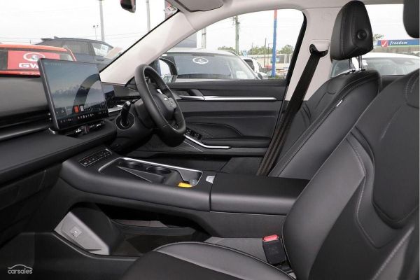 2025 GWM Haval H6 B01 Lux image