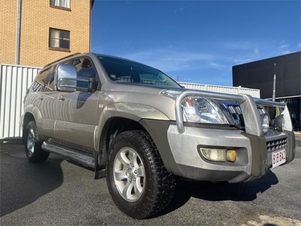 2003 Toyota Landcruiser Prado Wagon GRJ120R GXL image