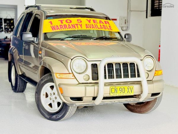 2007 Jeep Cherokee KJ Sport image