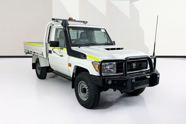 2023 Toyota Landcruiser VDJL79R Workmate image