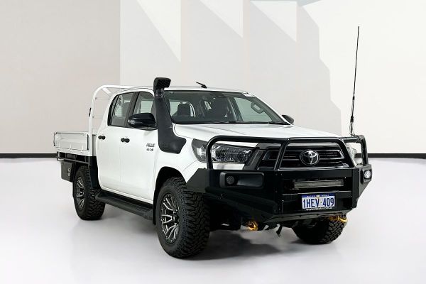 2020 Toyota HILUX SR (4x4) GUN126R FACELIFT 4X4 image