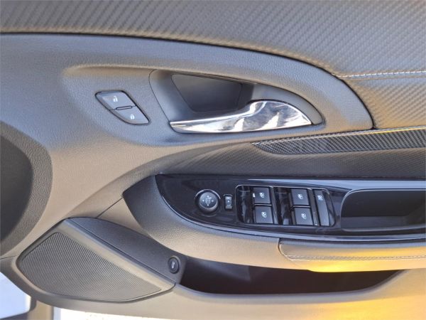 2014 Holden Commodore Sedan VF MY15 SV6 image