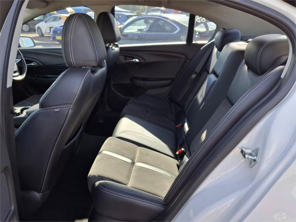 2014 Holden Commodore Sedan VF MY15 SV6 image