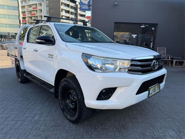 2016 TOYOTA HILUX DUAL C/CHAS GUN126R SR (4x4) image